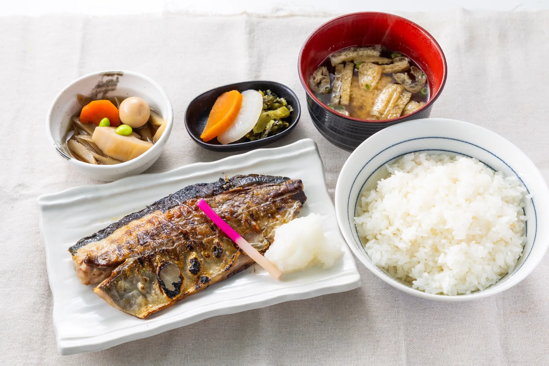 トロあじの塩焼き定食